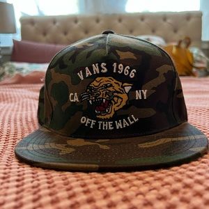 Vans camouflage hat